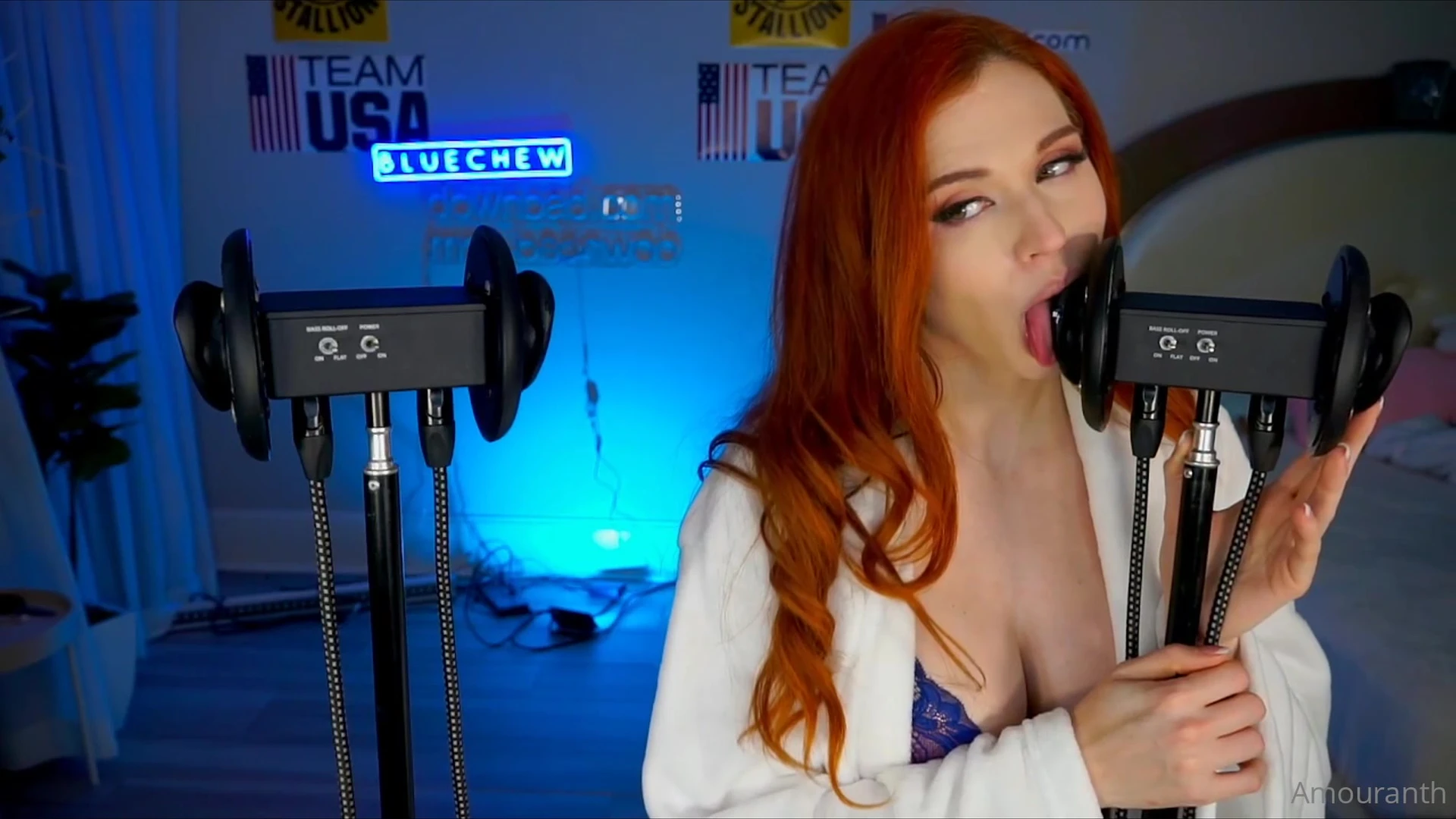 Sexy Amateur Amouranth nude give away!!